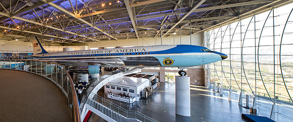 EI-1235